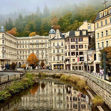 Hotel Zlaty Sloup Karlowe Wary Zewnętrze zdjęcie