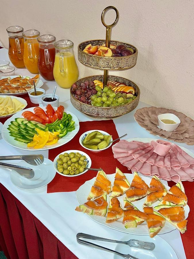 Hotel Zlaty Sloup Karlowe Wary Zewnętrze zdjęcie