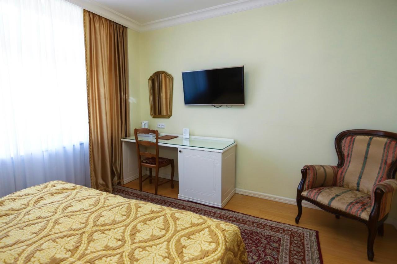 Hotel Zlaty Sloup Karlowe Wary Zewnętrze zdjęcie