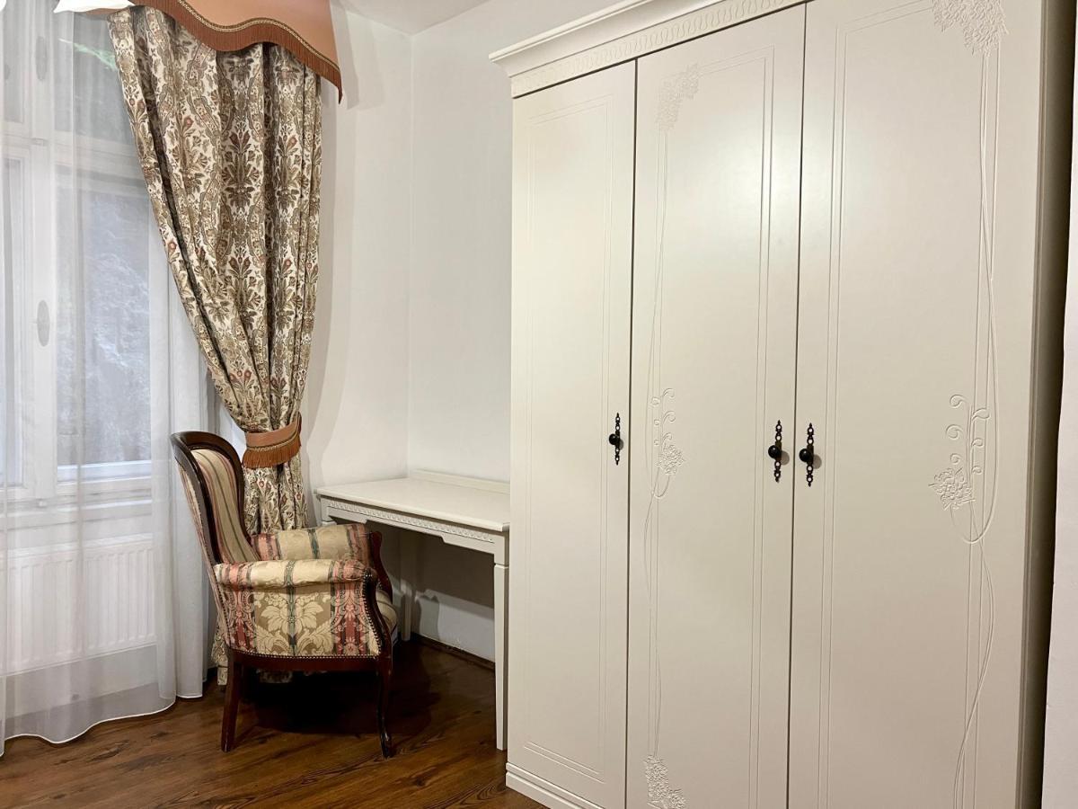 Hotel Zlaty Sloup Karlowe Wary Zewnętrze zdjęcie