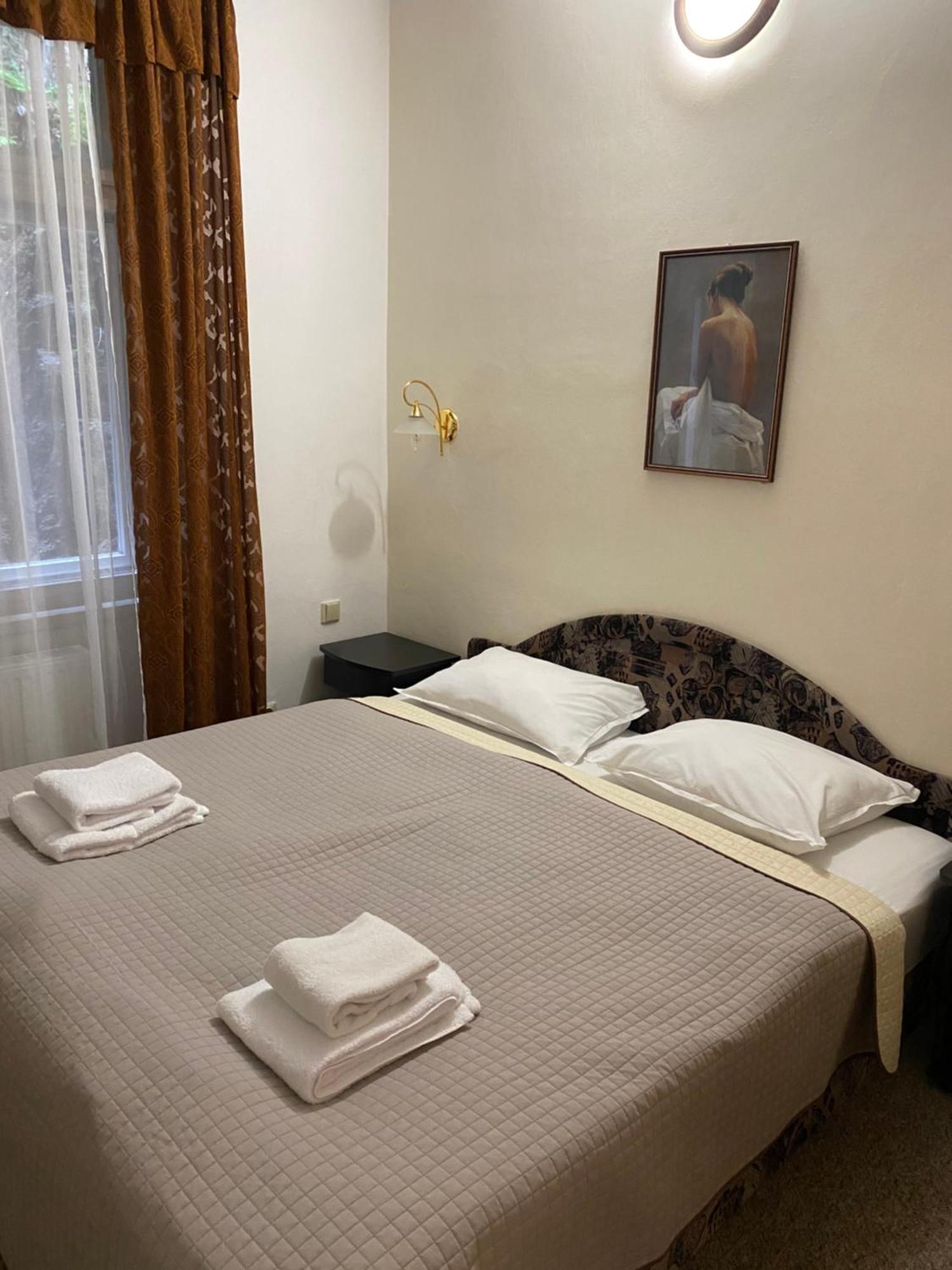 Hotel Zlaty Sloup Karlowe Wary Zewnętrze zdjęcie