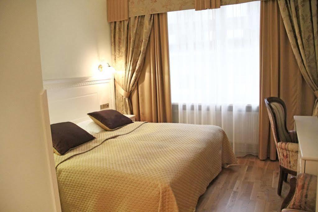 Hotel Zlaty Sloup Karlowe Wary Zewnętrze zdjęcie